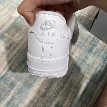 Orijinal Diye Satılan Ayakkabının Kalitesizliği