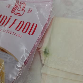 Bayram İçin Alınan Baklavalık Yufkalar Küflü Çıktı