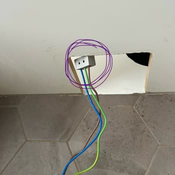 Arçelik Charged Me During Free Installation of Electric Stove and Hood