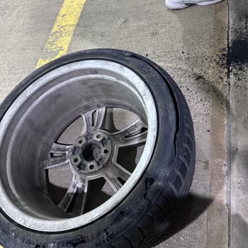 Kuzey Marmara Otoyolu'nda Lastik Faciası