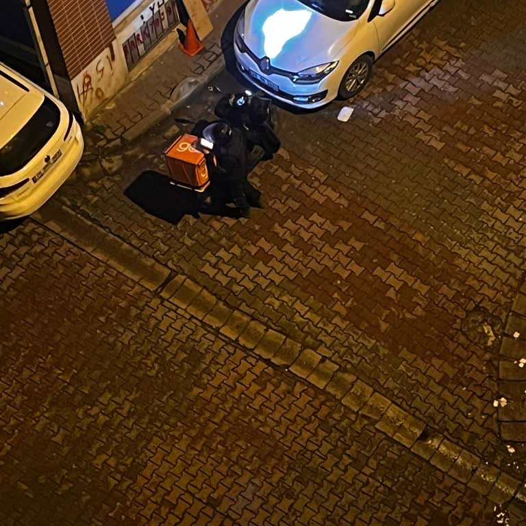 Gece Yarısı Pizza Siparişi Kabusu
