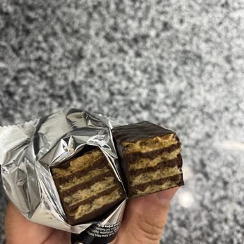 Eti Karam Gofret Yanık Ve Tadı Kötü Çıktı