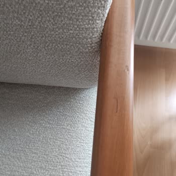 Bohem Koltuklarda Defo Ve İki Aylık Bekleyiş