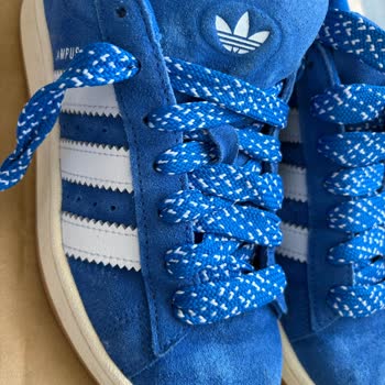 Adidas Ayakkabıda Renk Atma Sorunu