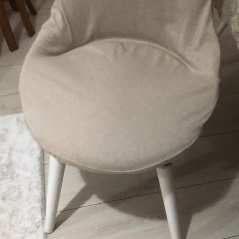 Koltuk. Sandalye. Kiliflarim Uyumsuz Sandalye Kılıfı Ve Ulaşılamayan Satıcı
