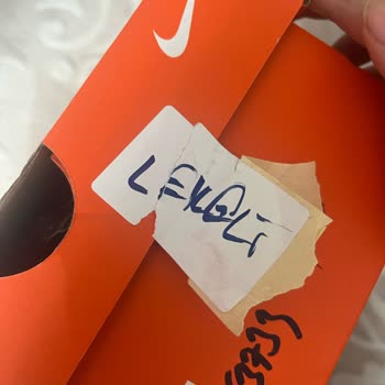 Bayram Öncesi Lekeli Ayakkabı Mağduriyeti