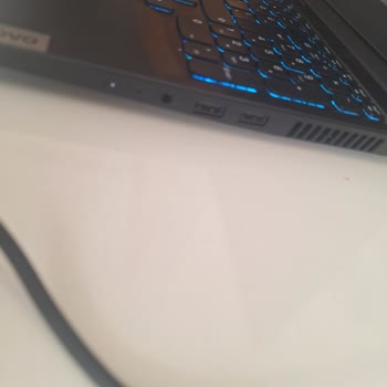 Lenovo Gaming Laptop'un Eksik Özellikleri Ve Şarj Sorunu
