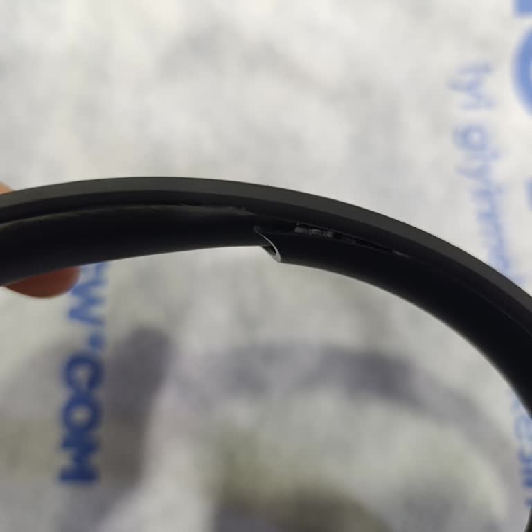 Az Kullanılan JBL Kulaklıkta Plastik Sorunu