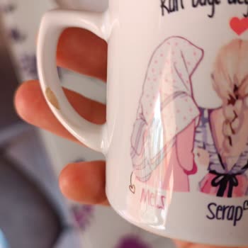 Kırık Fincan Takımı Ve İlgisiz Müşteri Hizmeti