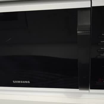 Samsung Mikrodalga Fırında Erime Ve Delik Sorunu