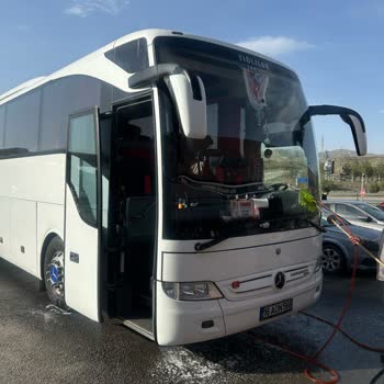 Varan Otobüsünde Zaman Kaybı Ve Rahatsız Yolculuk