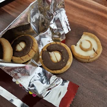 Eksik Ve Kusurlu Ürün Deneyimi: Ülker Dore Bisküvi