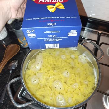 Barilla Makarna Paketinden Böcek Çıkması