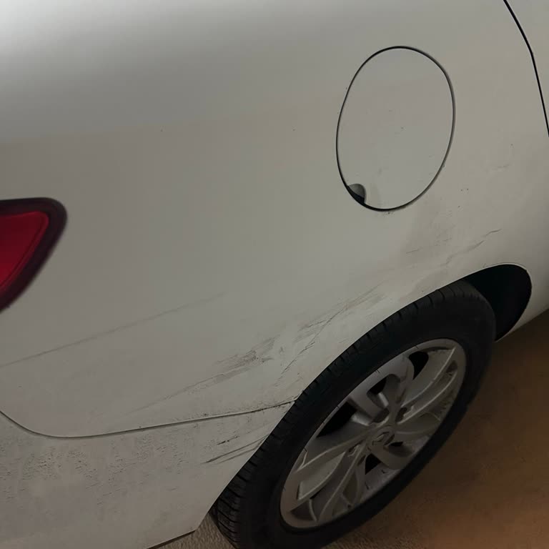 DHL Kargo Aracının Çarpıp Kaçması Ve Mağduriyetim