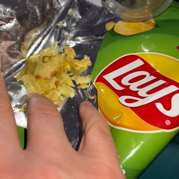 Cips Paketinden Çıkan Beklenmedik Tehlike