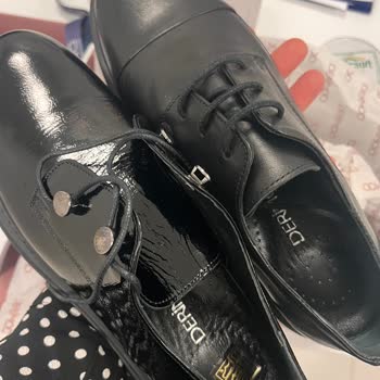 Yanlış Numara Ve Model Ayakkabı Teslimatı