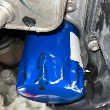 Yetkili Serviste Amatör Hata: Yağ Kaçağı Krizi