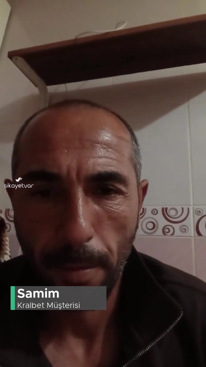 Kralbet Benim Paramı Verin! videonun kapak resmi