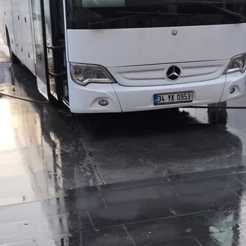 Zümrüt Turizm İle Felaket Yolculuk: Güvenlik Ve Konfor Sıfır
