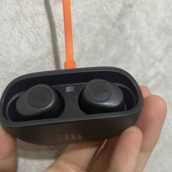 Uzun Süredir Kullanılmayan JBL Kulaklık Şarj Sorunu