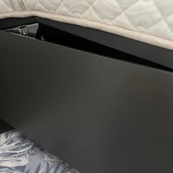 İpek Mobilya'nın İlgisizliği: Yatak Bazası Sorunu