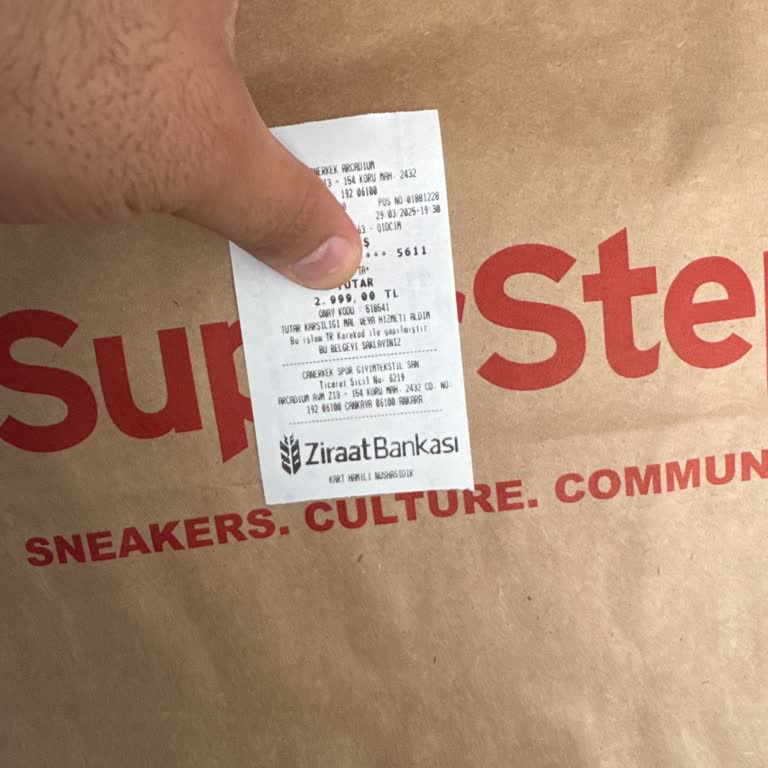 Mağaza Personelinin İlgisiz Tavrı