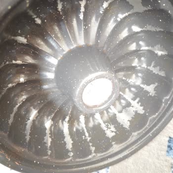 Schafer Kek Kalıbı Hayal Kırıklığı: İlk Kullanımda Soyulma