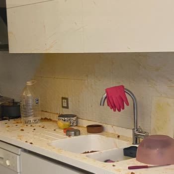 Taç Mutfak Patlayan Düdüklü Tencere Tehlikesi!