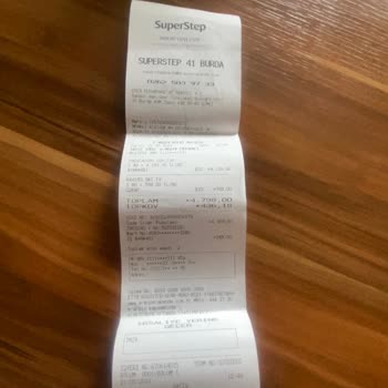 Lacoste Ayakkabıda Beklenmedik Soyulma Sorunu