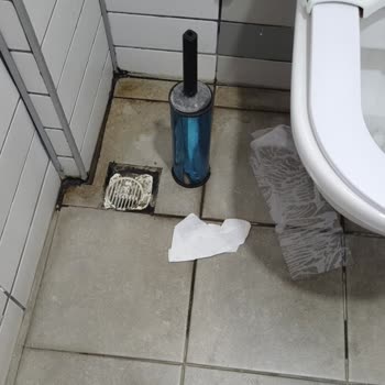 Bayramda Bakımsız ve Pis Tuvaletler: Opet Güvenimizi Sarsıyor