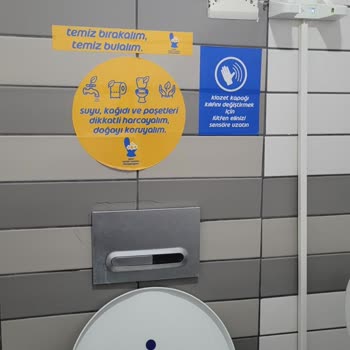 Bayramda Bakımsız ve Pis Tuvaletler: Opet Güvenimizi Sarsıyor