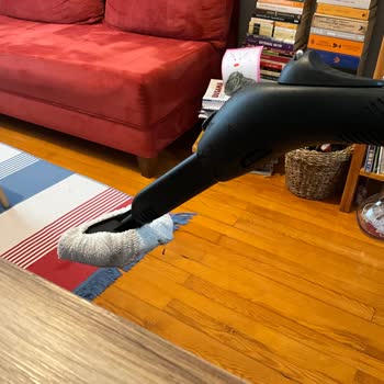 Buharlı Temizleyici El Yakan Sorun!