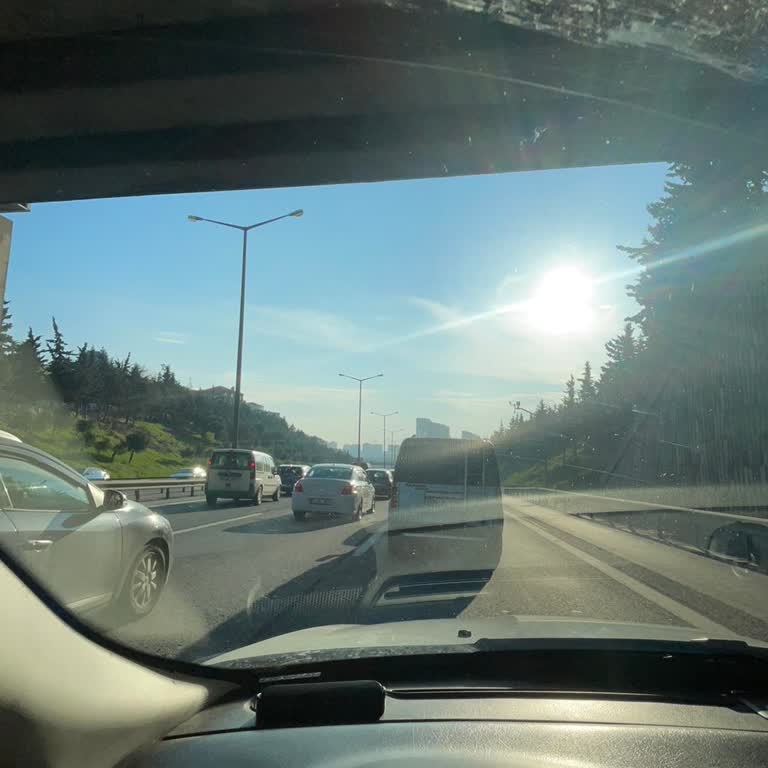 Mall Of İstanbul Yolunda Zaman Kaybı Ve Trafik Çilesi