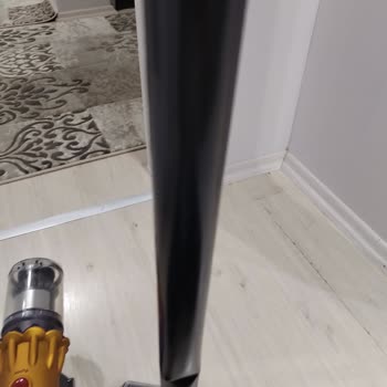 Dyson V12'nin Kalitesiz Malzemeleri Ve Yetersiz Müşteri Hizmetleri
