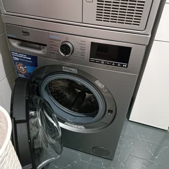 Beko Çamaşır Makinesi: 1.5 Ayda Lastik Yırtılması Ve Servis Sorunları