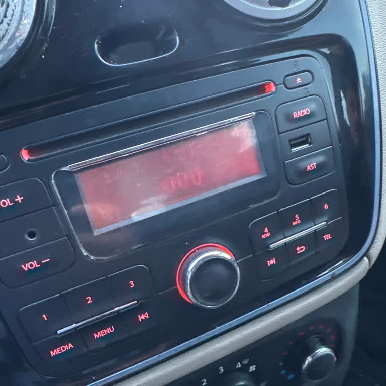 Dacia Dokker Radyo Kodu Sorunu