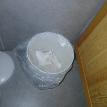 Fethiye'deki Tatil Kabusu: İlgisizlik Ve Pislik İçinde Geçen Günler