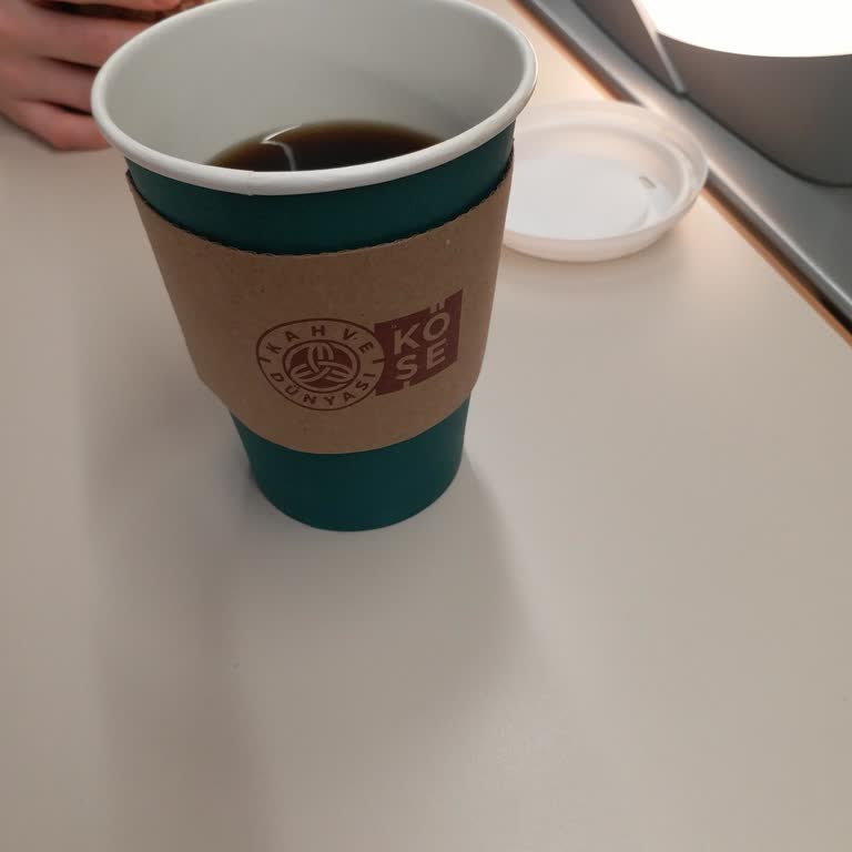 Kahve Dünyası Beklentileri Karşılamayan Kahve Deneyimi: Tatmin Etmeyen Tat