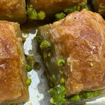 Şekerlenmiş Baklava Krizi: Liva'nın Müşteri Memnuniyetsizliği