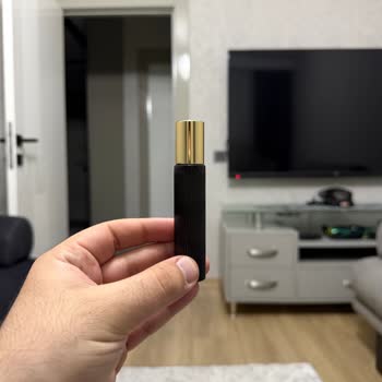 Boyner Tom Ford Parfümde Orijinalliği Şüpheli Koku Sorunu