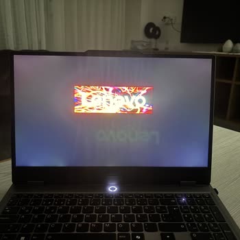 Teknosa'dan Aldığım Lenovo Laptopta Işık Sızması Sorunu
