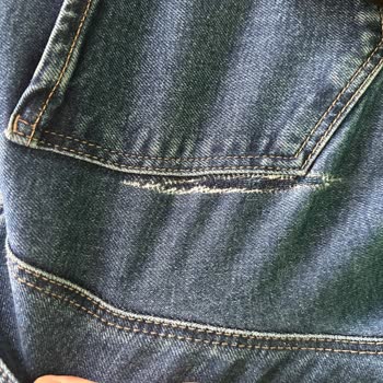 Mavi Marka Jean'in Kalitesizliği Ve Hızlı Yıpranması