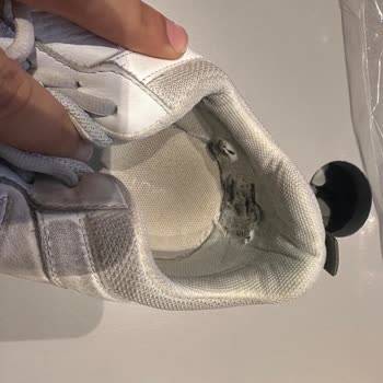 Garanti Süresi Dolmadan Yırtılan Ayakkabı Ve İade Sorunu