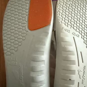 Yanlış Ve Eksik Ürün Gönderimi: FLO'dan Gelen Tabanlık Sorunu