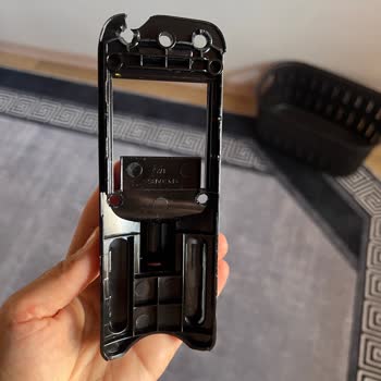 Philips 8000 Süpürge Batarya Kapağı Sorunu