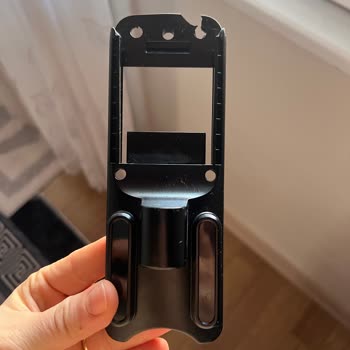 Philips 8000 Süpürge Batarya Kapağı Sorunu