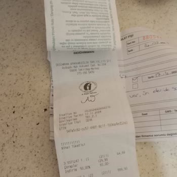 Kalitesiz Ayakkabı Ve Müşteri Memnuniyetsizliği