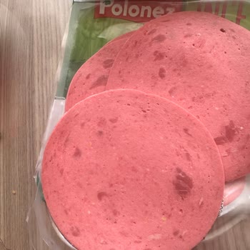 Antepfıstıklı Salamda Fıstık Esintisi Yok