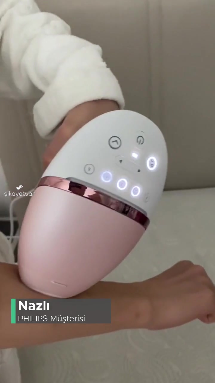 Philips Lumea Bri950/00 IPL Cihaz Daha İlk Kullanımda Atış Yapmıyor! videonun kapak resmi