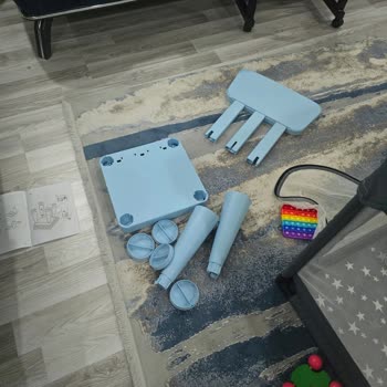 Eksik Sandalye Ayaklarıyla İlgili Acil Çözüm Talebi